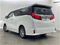 2021 Toyota Alphard Hybrid