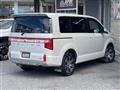 2019 Mitsubishi Delica D5