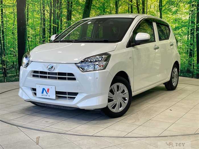 2018 Daihatsu Mira Es