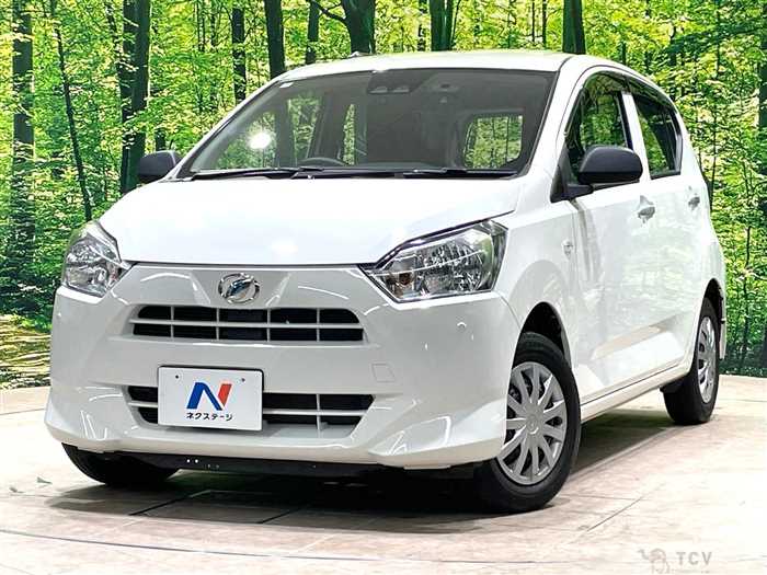 2022 Daihatsu Mira Es