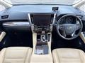 2022 Toyota Alphard Hybrid
