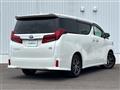 2022 Toyota Alphard Hybrid