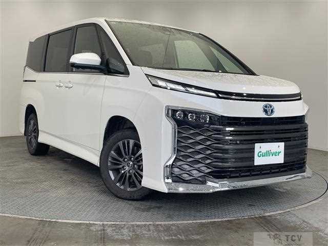 2023 Toyota Voxy