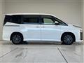 2024 Toyota Voxy