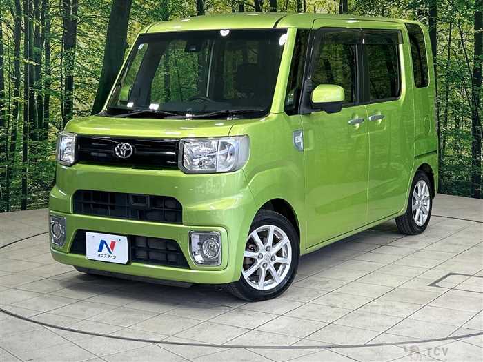 2016 Toyota PIXIS MEGA