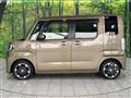 2017 Daihatsu WAKE