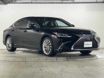 2021 Lexus ES