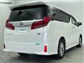 2023 Toyota Alphard Hybrid