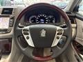 2010 Toyota Crown Royal Series