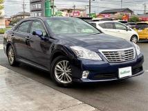 2010 Toyota Crown Royal Series