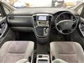2005 Toyota Alphard V