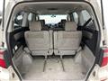 2005 Toyota Alphard V