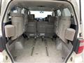 2005 Toyota Alphard V