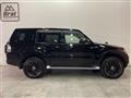 2015 Mitsubishi Pajero