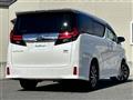 2016 Toyota Alphard Hybrid