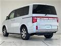 2024 Mitsubishi Delica D5