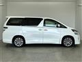 2013 Toyota Vellfire