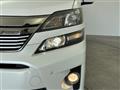 2013 Toyota Vellfire