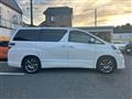 2013 Toyota Vellfire