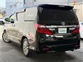 2012 Toyota Alphard