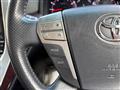 2012 Toyota Alphard