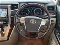 2012 Toyota Alphard