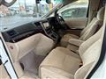 2012 Toyota Alphard