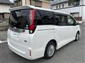 2017 Toyota Noah