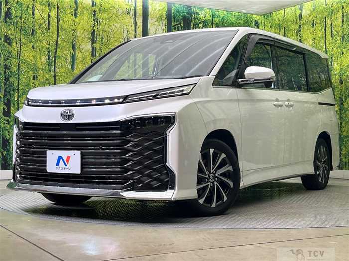 2025 Toyota Voxy