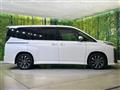2025 Toyota Voxy