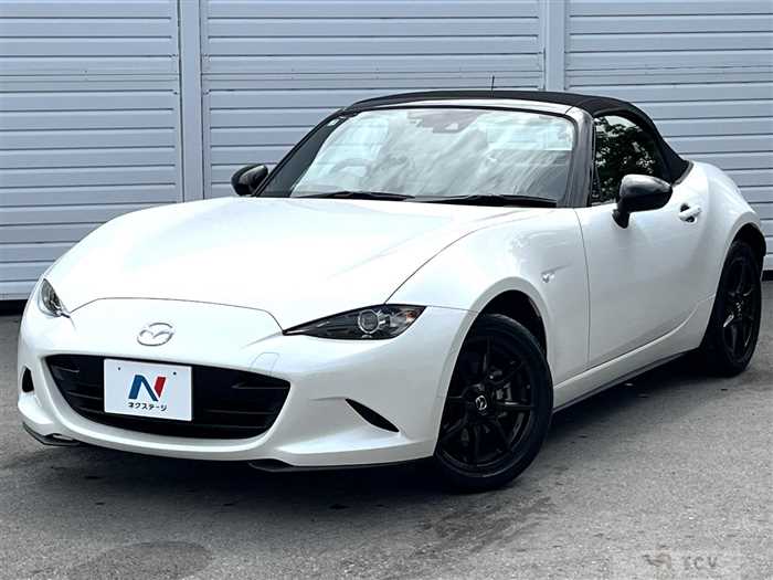 2023 Mazda Roadster