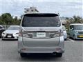 2013 Toyota Vellfire
