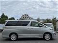 2013 Toyota Vellfire