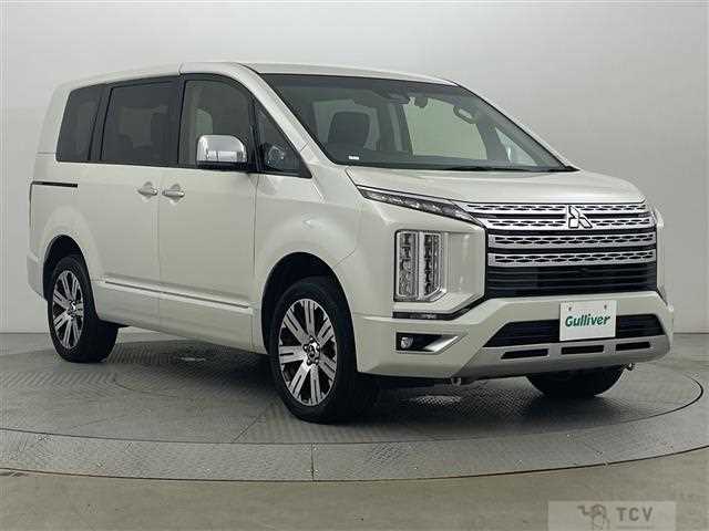 2021 Mitsubishi Delica D5