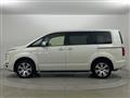 2021 Mitsubishi Delica D5
