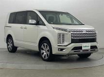 2021 Mitsubishi Delica D5