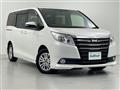 2015 Toyota Noah