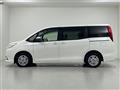 2015 Toyota Noah