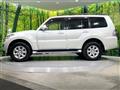 2017 Mitsubishi Pajero