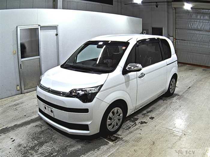 2016 Toyota SPADE