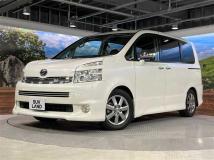2009 Toyota Voxy