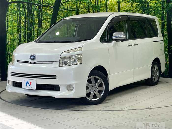 2009 Toyota Voxy