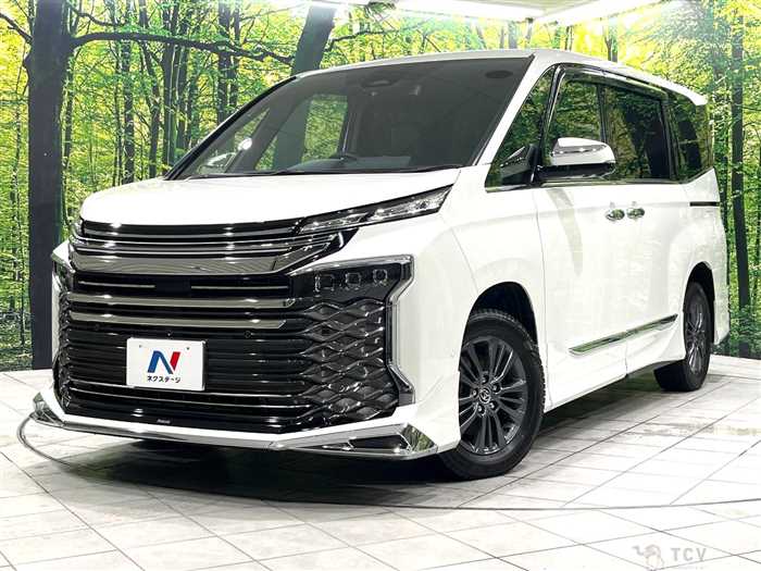 2023 Toyota Voxy