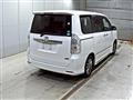 2013 Toyota Voxy