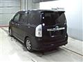 2013 Toyota Voxy