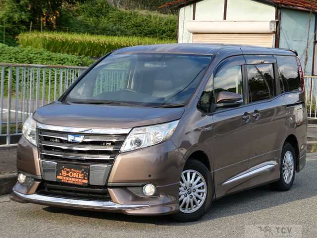 2014 Toyota Noah