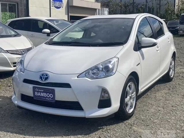 2012 Toyota AQUA