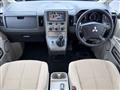 2010 Mitsubishi Delica D5