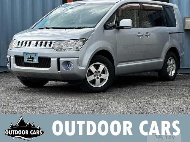 2014 Mitsubishi Delica D5