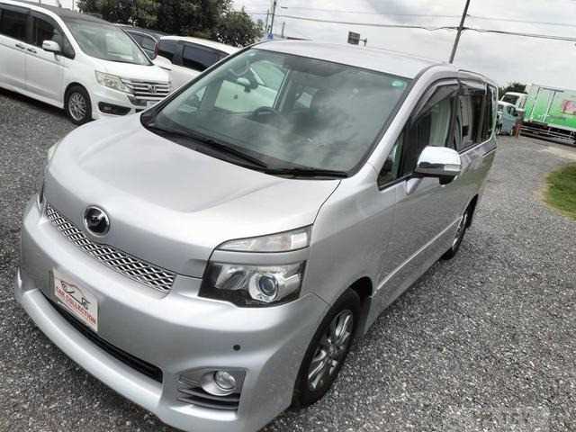 2011 Toyota Voxy